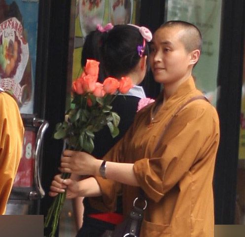 师太 你活得也太潇洒了