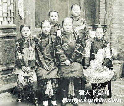 旧照盘点洋人在中国的禽兽暴行曾割数十名宫女乳房熬粥吃(组图)